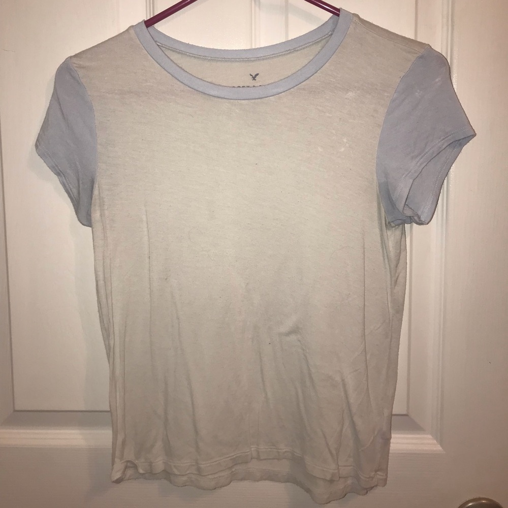 Tee